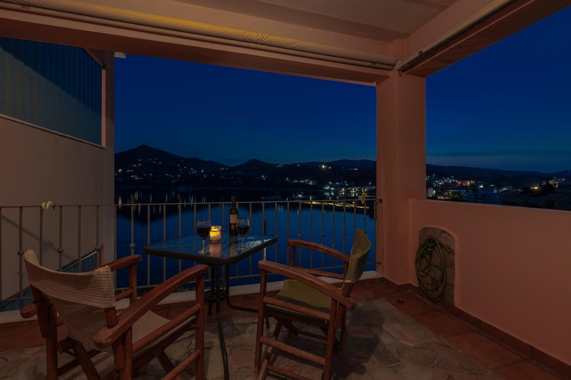 Niovi Seaview Apartments アイイ・アポストロ エクステリア 写真