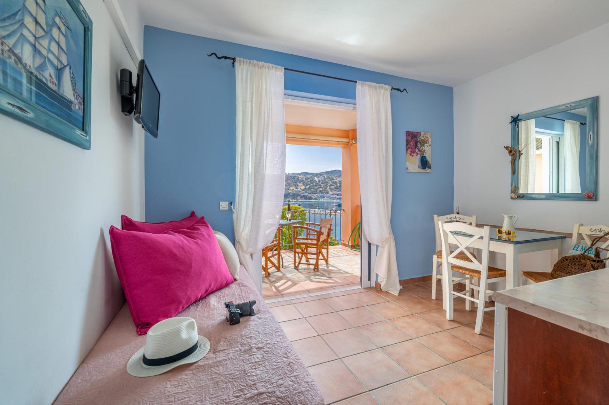 Niovi Seaview Apartments アイイ・アポストロ エクステリア 写真